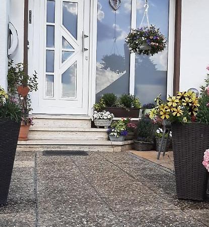 Ferienwohnung Gutowski Andernach Esterno foto
