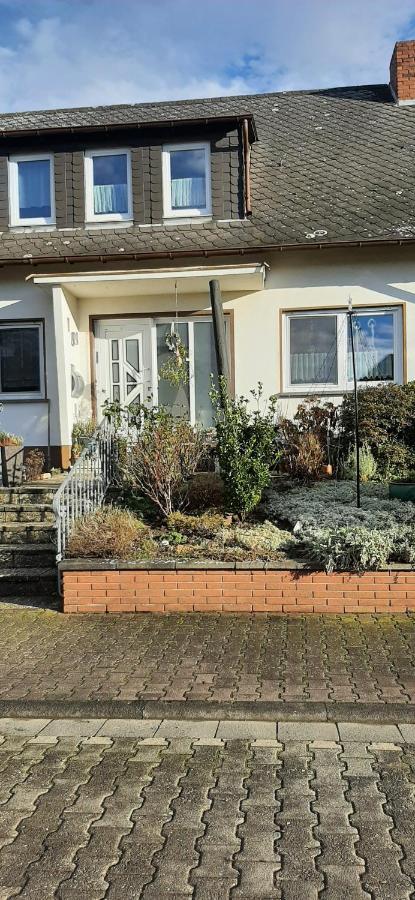 Ferienwohnung Gutowski Andernach Esterno foto
