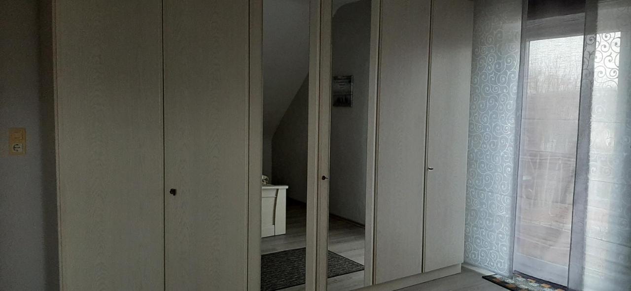 Ferienwohnung Gutowski Andernach Esterno foto