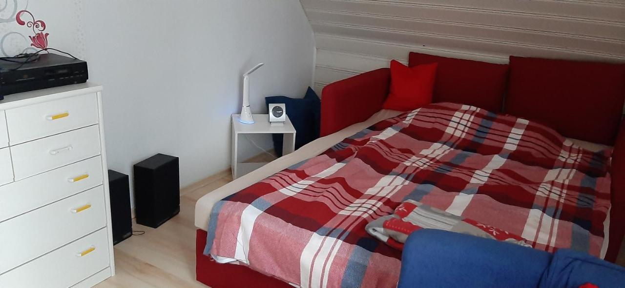 Ferienwohnung Gutowski Andernach Esterno foto